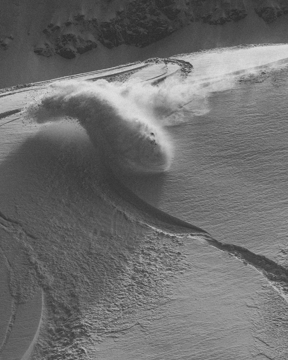 Snowboards Designed to Disappear into the Experience